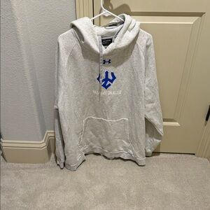 Under Armour Light Gray Hoodie with Washington and Lee Logo nwot